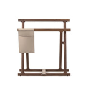 Pinetti Chelsea Tæppe-/Opbevaringsstativ – Valnødstræ og aftagelig læderlomme, 75×26×H81 cm