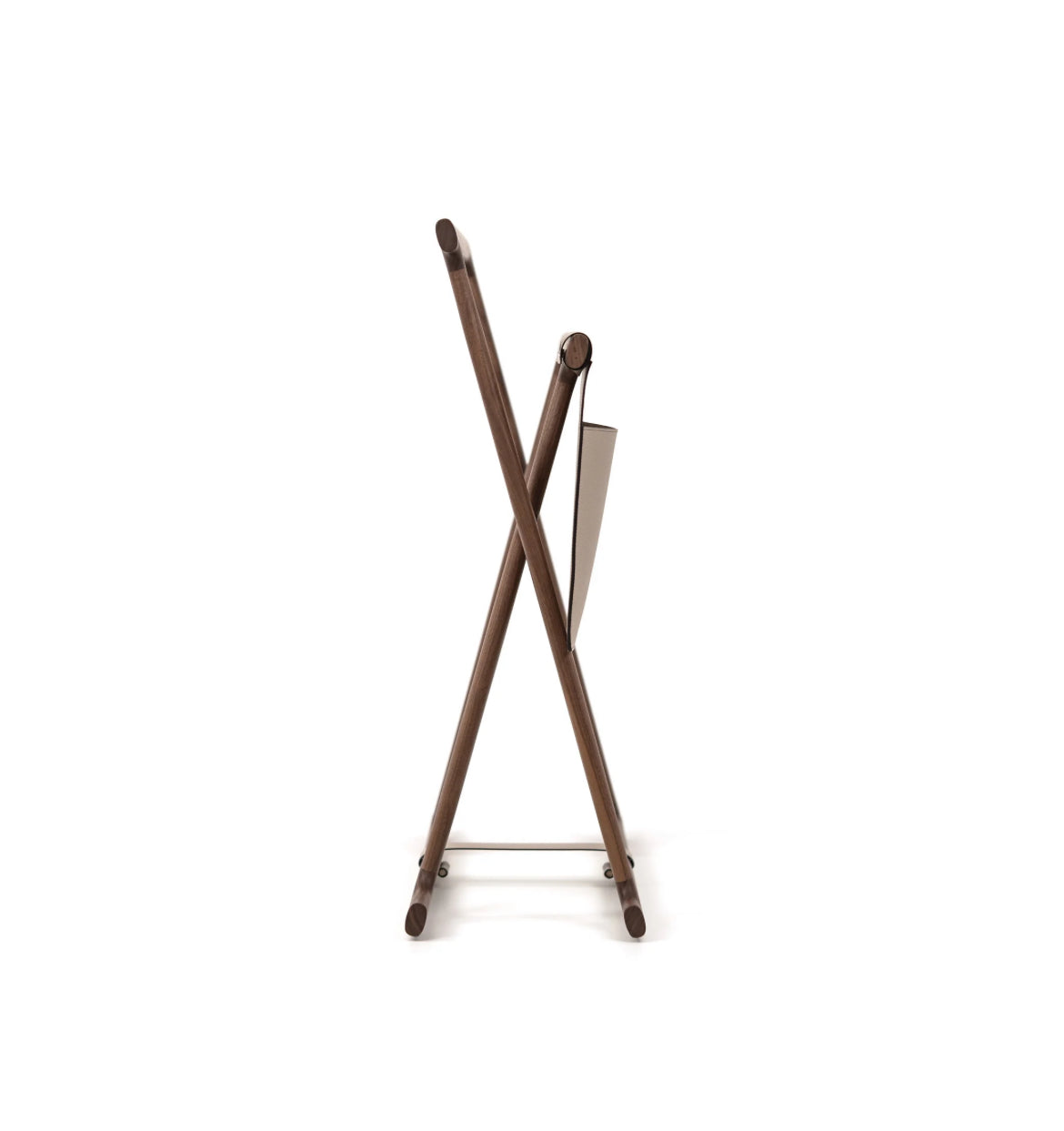 Pinetti Chelsea Tæppe-/Opbevaringsstativ – Valnødstræ og aftagelig læderlomme, 75×26×H81 cm