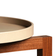 Pinetti Achille Valet-stand – herreværelse-stativ i valnøddetræ med messingdetaljer og ægte læderbakker