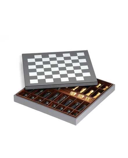 Pinetti Chess & Checkers Game Board – luksus 41 × 41 cm skak- og damespil i valnød & ægte læder