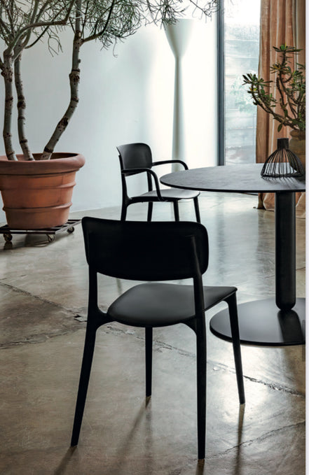 Calligaris LIBERTY Spisebordsstol – letvægt stol i polypropylen | Velegnet både inde og ude, stakbar op til 4 stole, designet af Archirivolto
