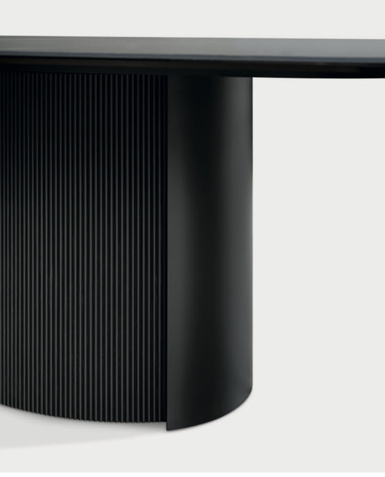 Calligaris YOROI Udtrækkeligt Spisebord – rektangulært bord i keramisk top og massiv base med træindsats