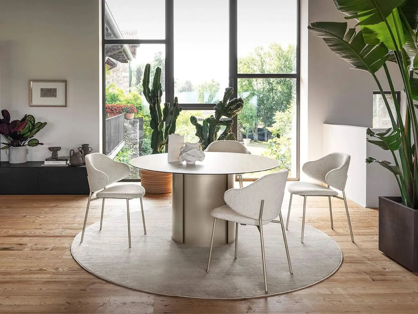 Calligaris YOROI Udtrækkeligt Spisebord – rektangulært bord i keramisk top og massiv base med træindsats