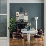 Calligaris CAMEO – oval udtrækkelig spise-/mødebord med central kolonne i metal og top i keramik eller træ