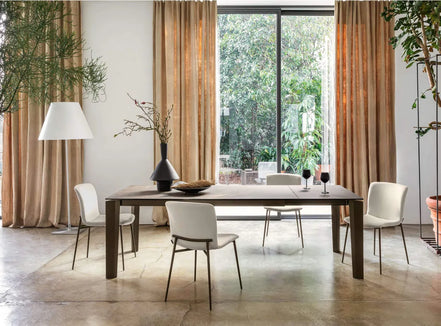 Calligaris DELTA Udtrækkeligt Spisebord – rektangulært designbord med metalben og top i hærdet glas/keramik, model