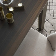 Calligaris DELTA Udtrækkeligt Spisebord – rektangulært designbord med metalben og top i hærdet glas/keramik, model