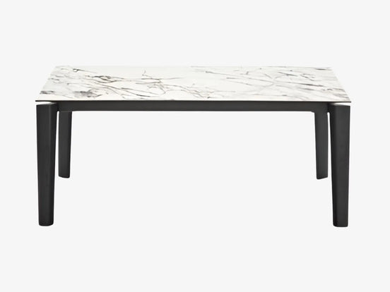 Calligaris DOGMA Udtrækkeligt Spisebord – elegant rektangulær form med solid træfod, designet af Archirivolto