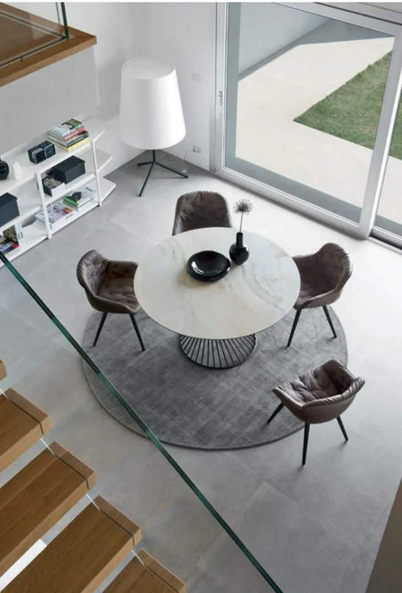 Calligaris VORTEX Bord Ø120 cm – rundt spise-/mødebord i hærdet glas eller glass-keramik med spiralformet metalfod