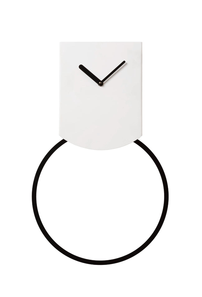COVO Tovi Pendul Vægur – minimalistisk vægur med pendul (L 30 × B 3,8 × H 53,5 cm), stål i flere farver: hvid, sort, guld-gul, turkis
