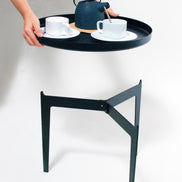 Illusion Due-in-Uno – multifunktionel spejl- og opbevaringsenhed i sølvfinishet stål og hærdet glas, 120 × 20 × H 220 cm