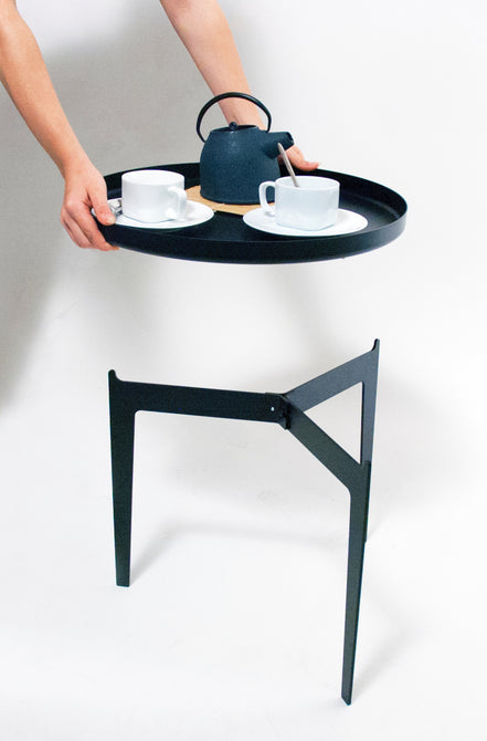 Illusion Due-in-Uno – multifunktionel spejl- og opbevaringsenhed i sølvfinishet stål og hærdet glas, 120 × 20 × H 220 cm