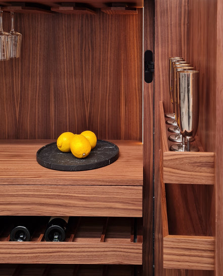 Barskab i marmor & træ - Ilab Design