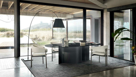 Ditre Italia Doon Spisebord – Skulpturelt Design i Marmor og Metal