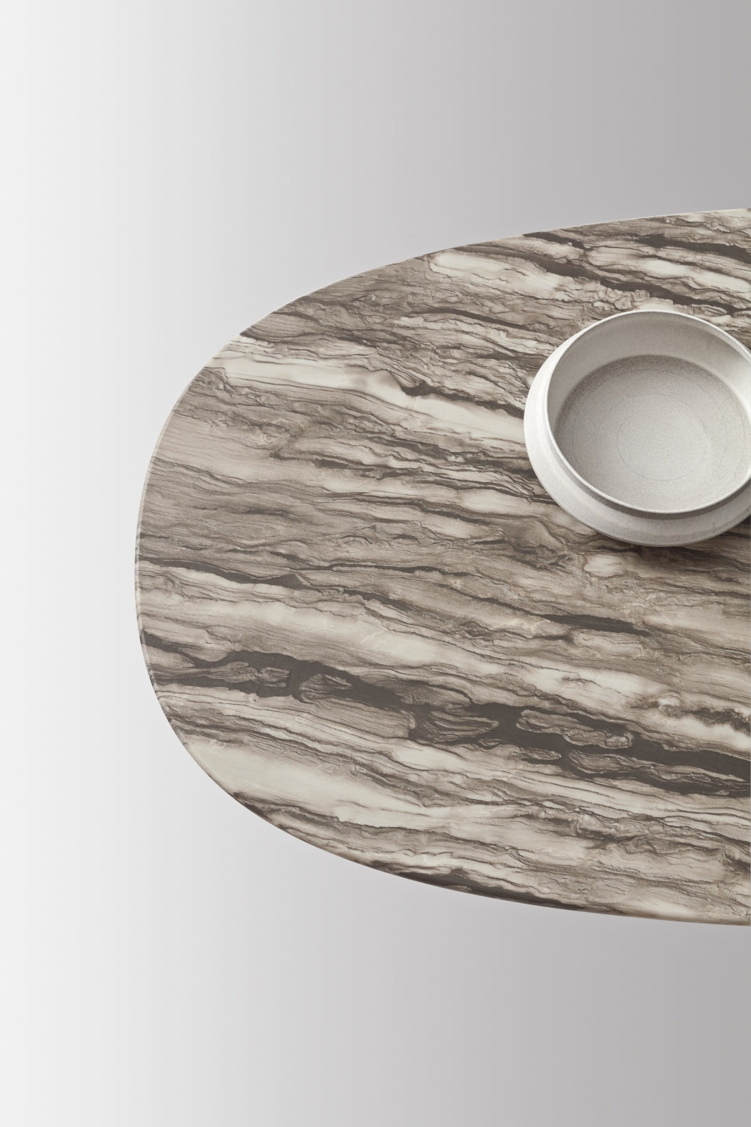 Ditre Italia Biarritz Spisebord – Skulpturel Base og Luksuriøs Top