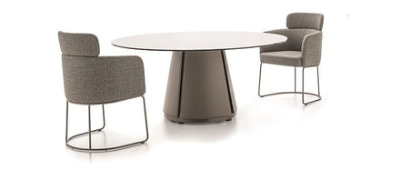 Ditre Italia Claire Spisebordsstol – Omsluttende Komfort og Rundede Former