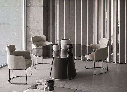 Ditre Italia Claire Spisebordsstol – Omsluttende Komfort og Rundede Former