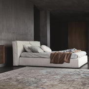 Ditre Italia Flann Seng – Blød Minimalisme med Unikke Detaljer