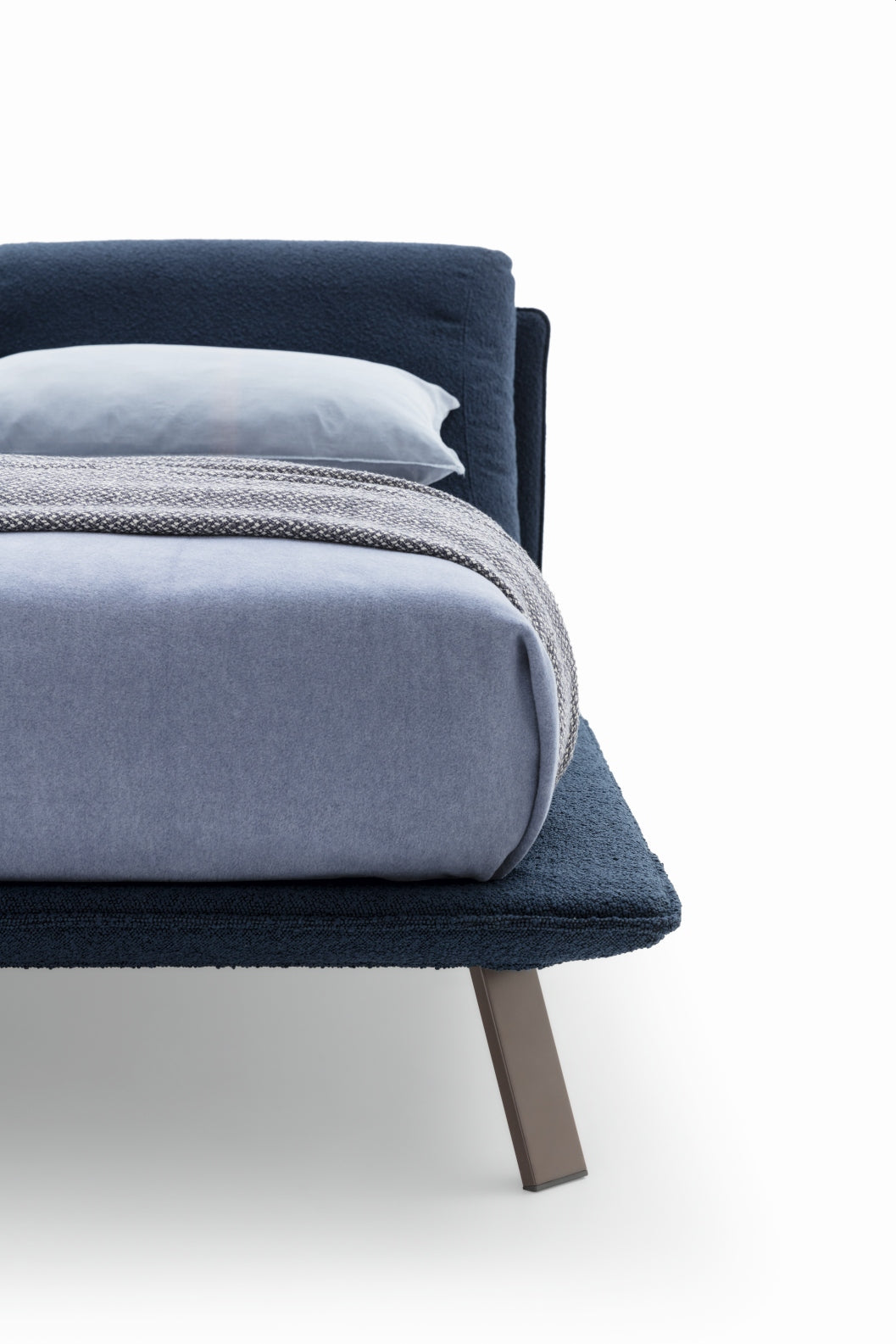 Ditre Italia Kanaha Seng – Industriel Chic med Læder og Metal