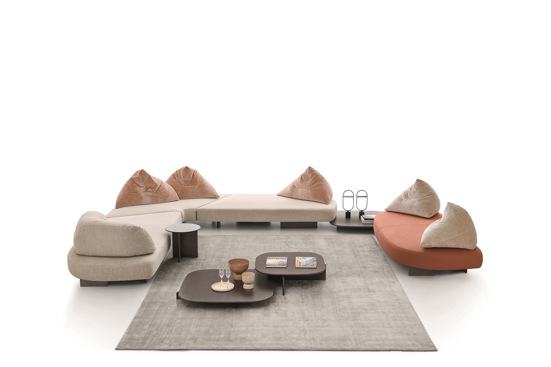 Ditre Italia Polyura Sofabord – Skulpturel Base inspireret af Broer